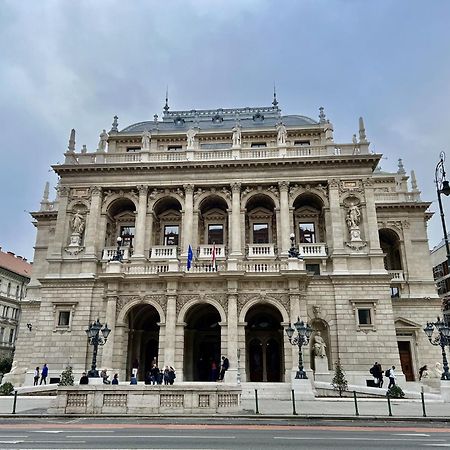 Budapestayz - Izabella Studios Εξωτερικό φωτογραφία