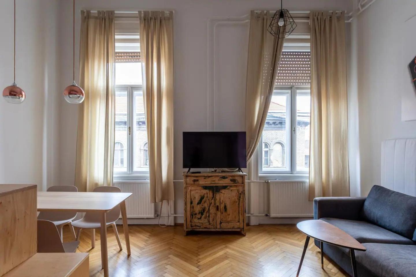 Budapestayz - Izabella Studios Εξωτερικό φωτογραφία